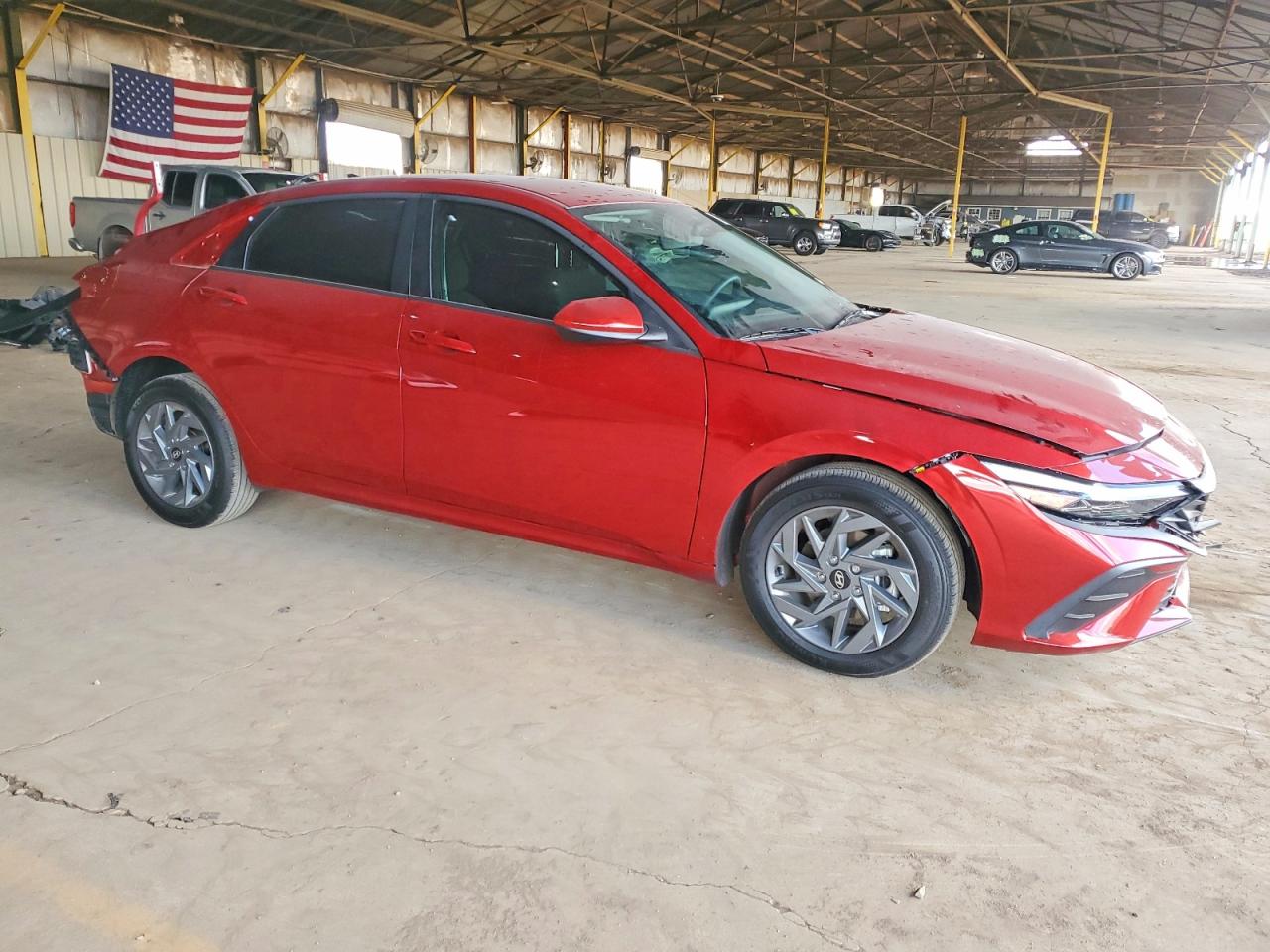 2025 HYUNDAI ELANTRA BLUE photo 4