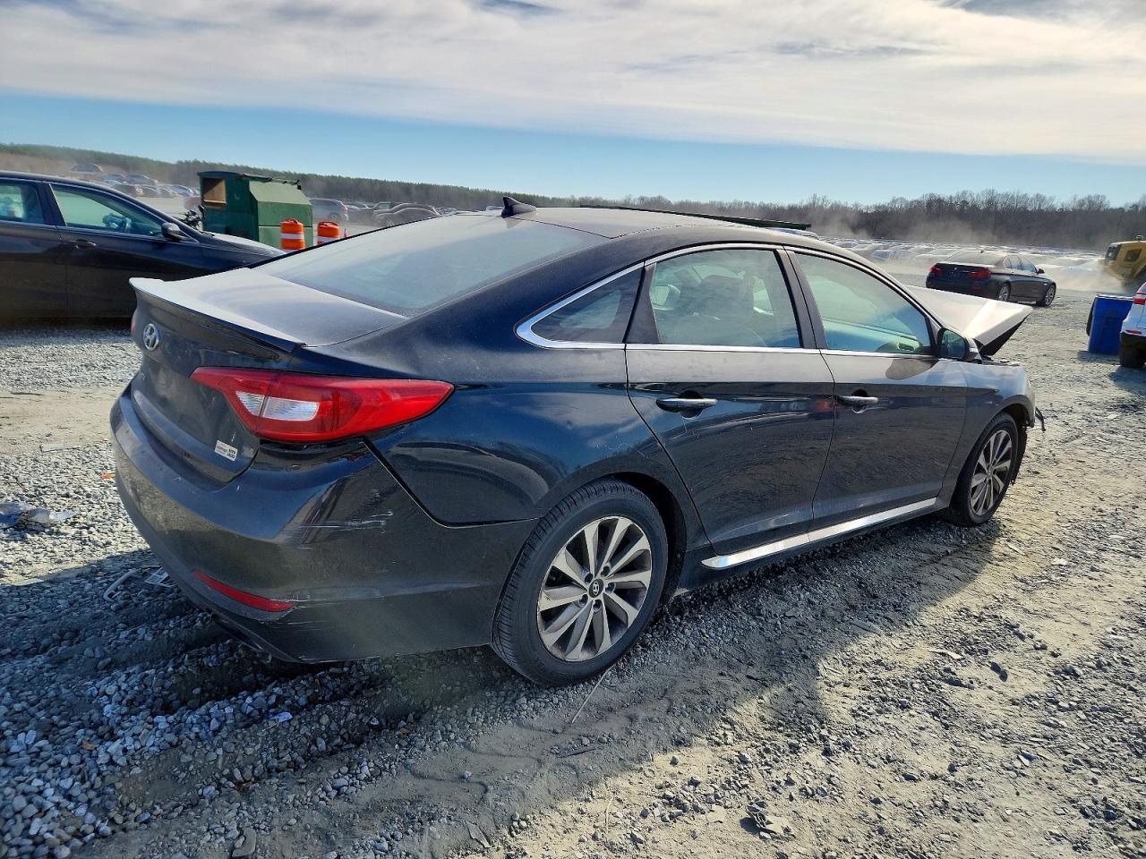 2015 HYUNDAI SONATA SPORT photo 3