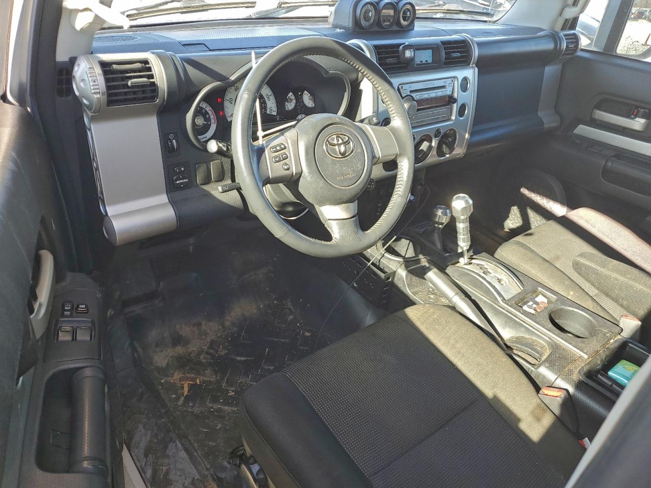 2007 TOYOTA FJ CRUISER photo 8