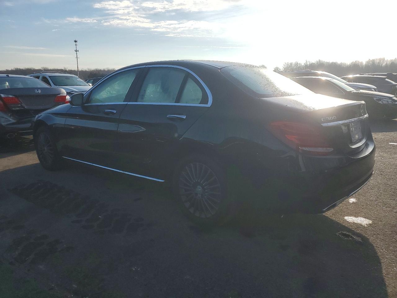 2015 MERCEDES-BENZ C 300 4MATIC photo 2