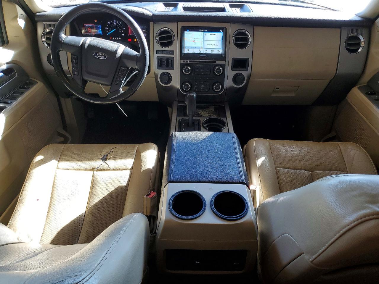2017 FORD EXPEDITION EL XLT photo 8