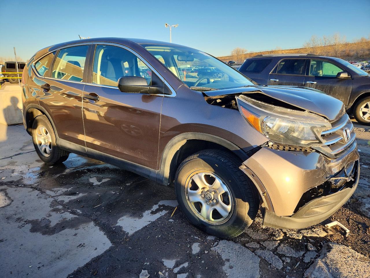 2014 HONDA CR-V LX photo 4