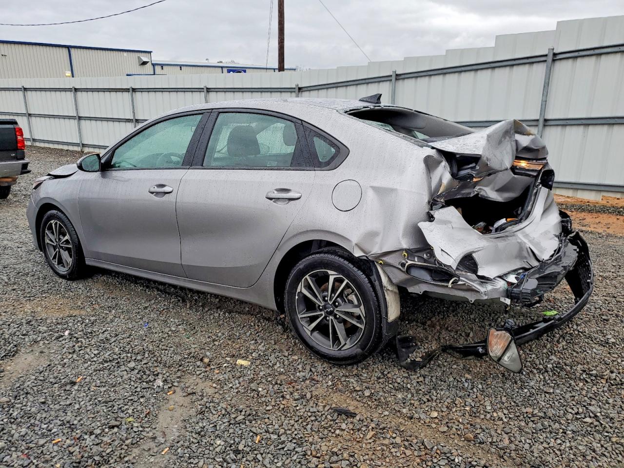 2024 KIA FORTE LX photo 2