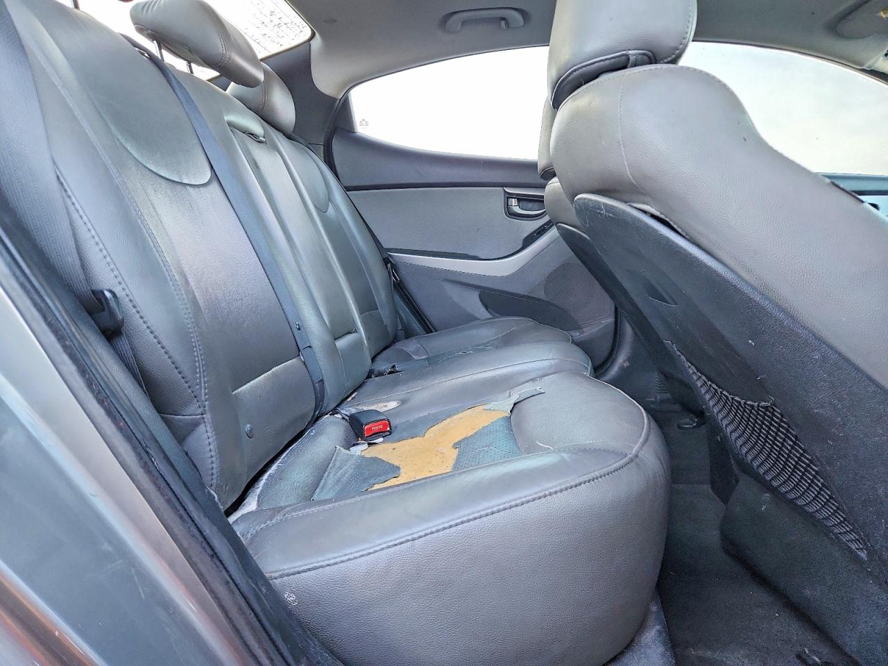 2013 HYUNDAI ELANTRA GLS photo 10
