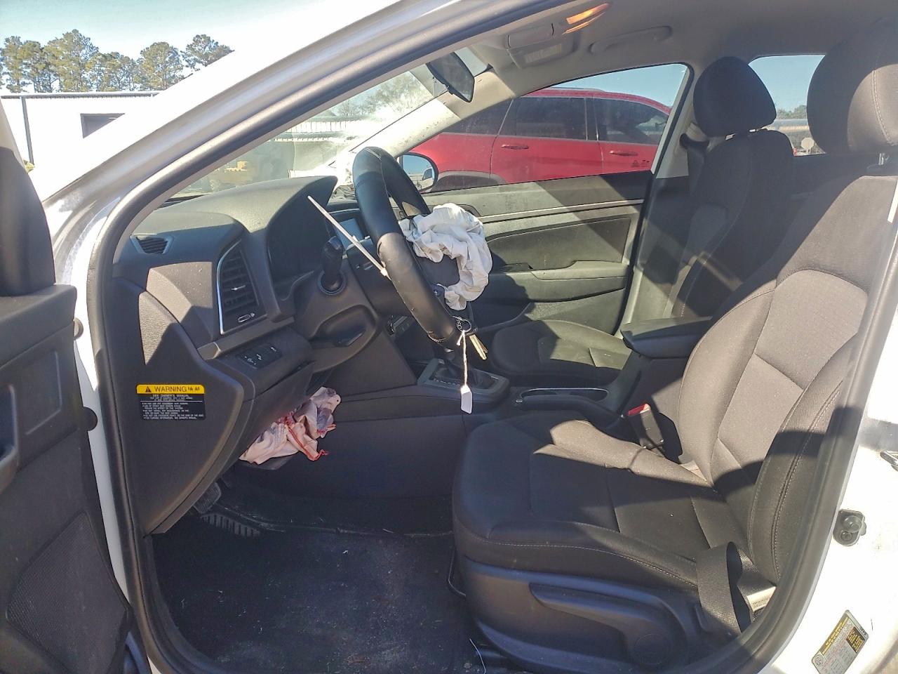 2018 HYUNDAI ELANTRA SEL photo 7