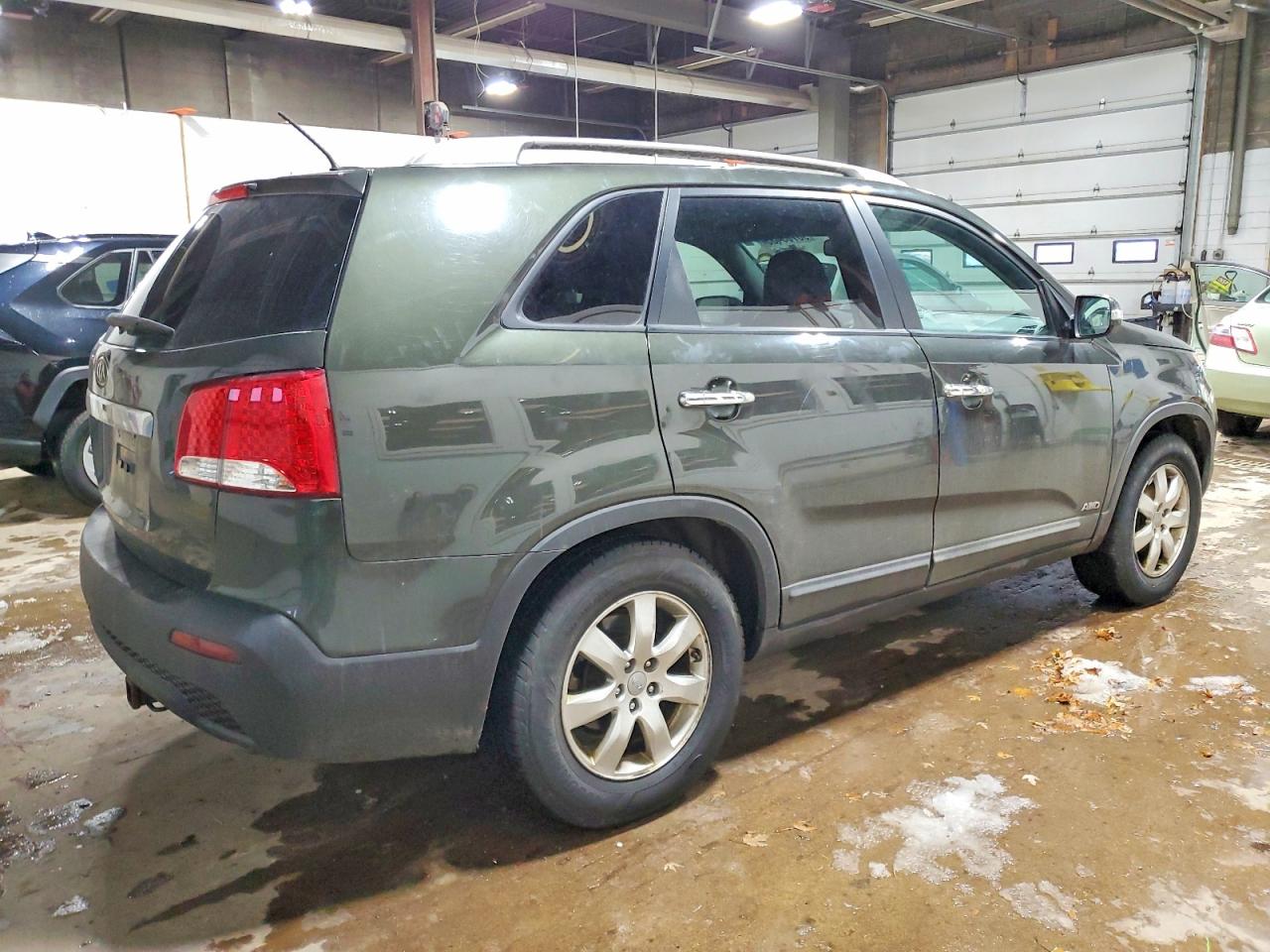 2013 KIA SORENTO LX photo 3