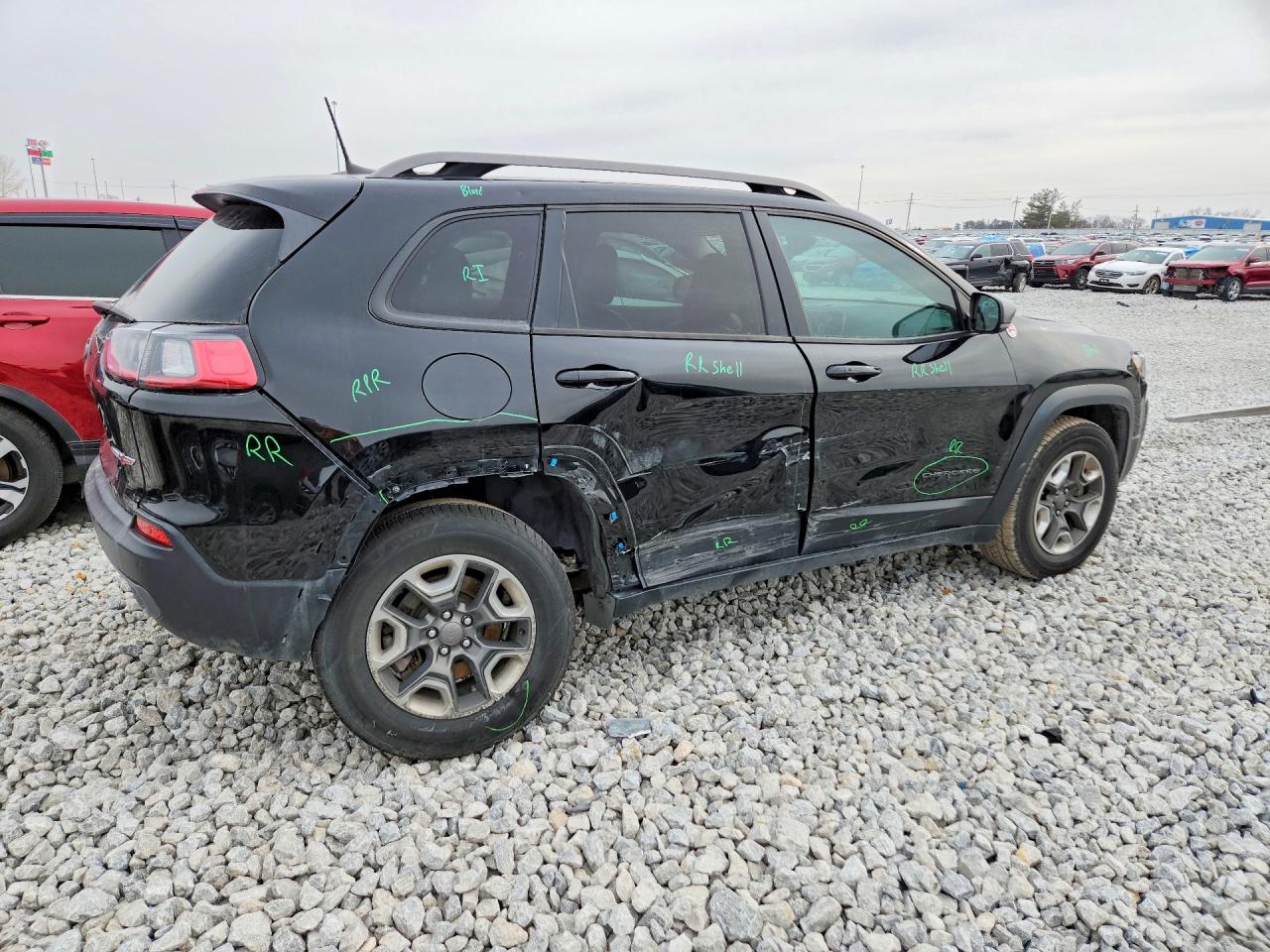 2019 JEEP CHEROKEE TRAILHAWK photo 3