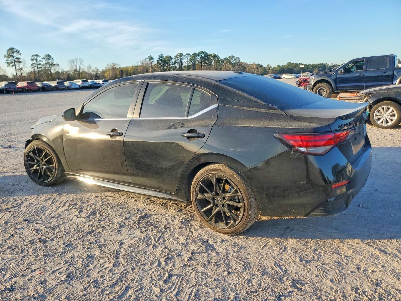 2025 NISSAN SENTRA SR photo 2