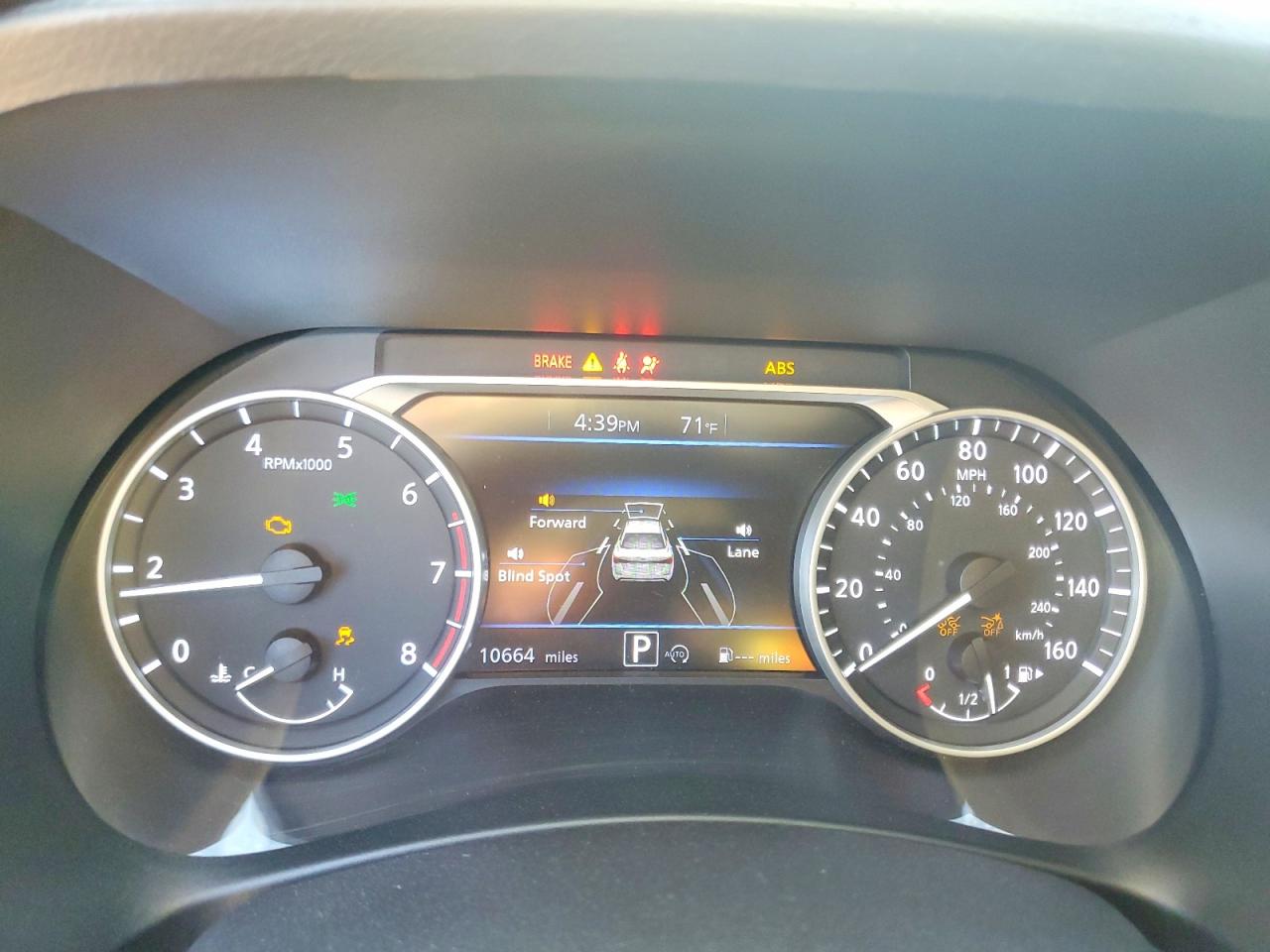 2025 NISSAN SENTRA SR photo 9