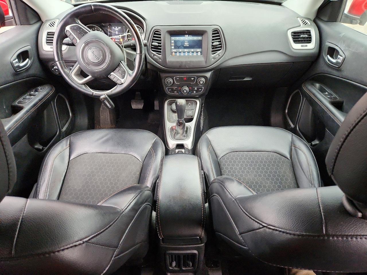 2019 JEEP COMPASS LATITUDE photo 8