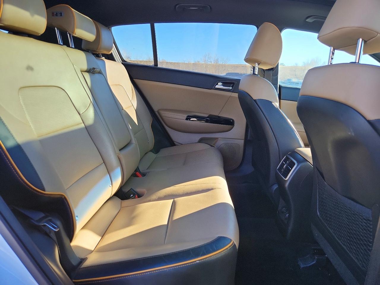 2018 KIA SPORTAGE SX photo 11