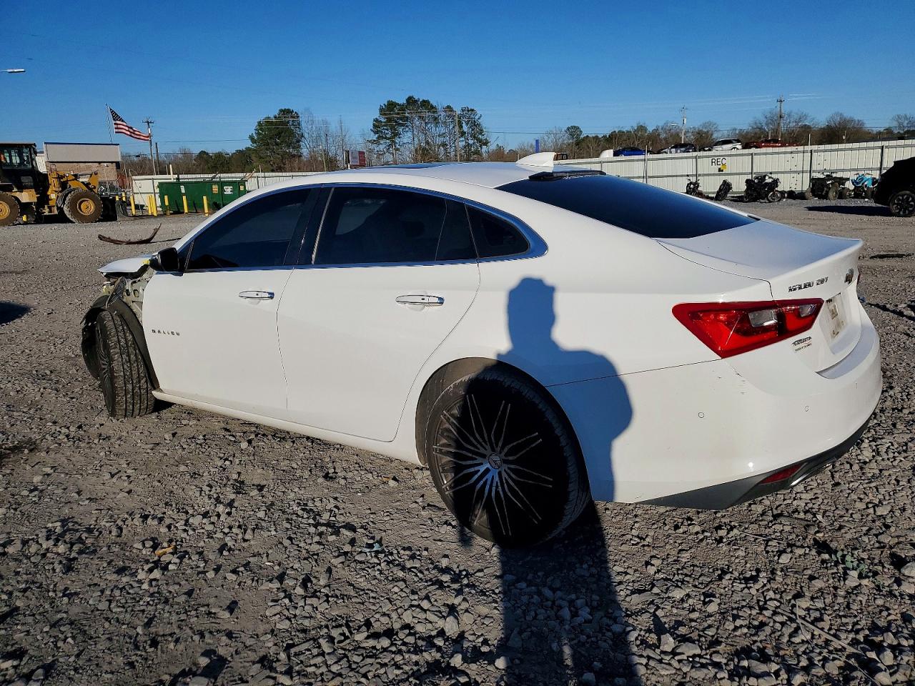 2017 CHEVROLET MALIBU PREMIER photo 4