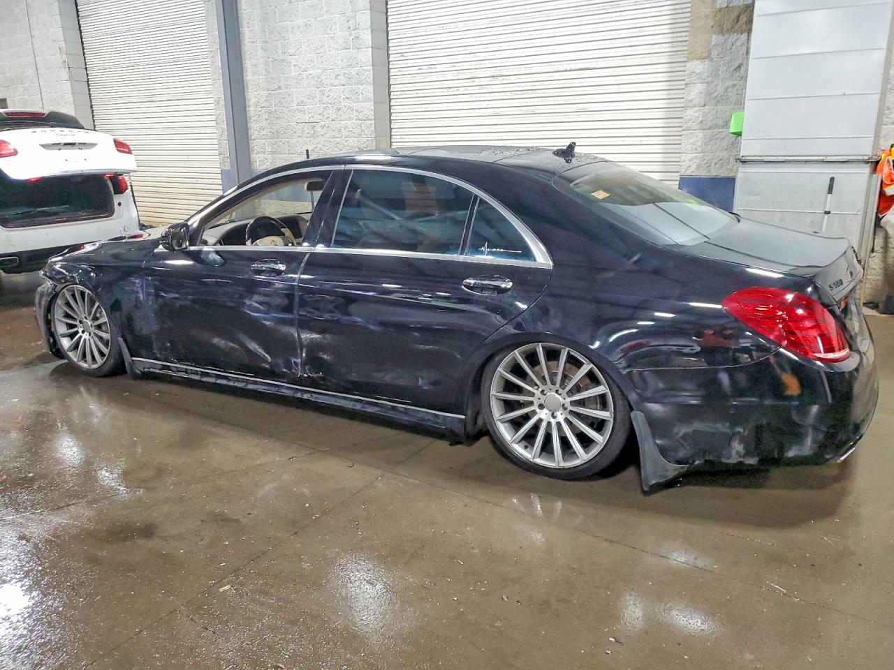 2014 MERCEDES-BENZ S 550 4MATIC photo 2