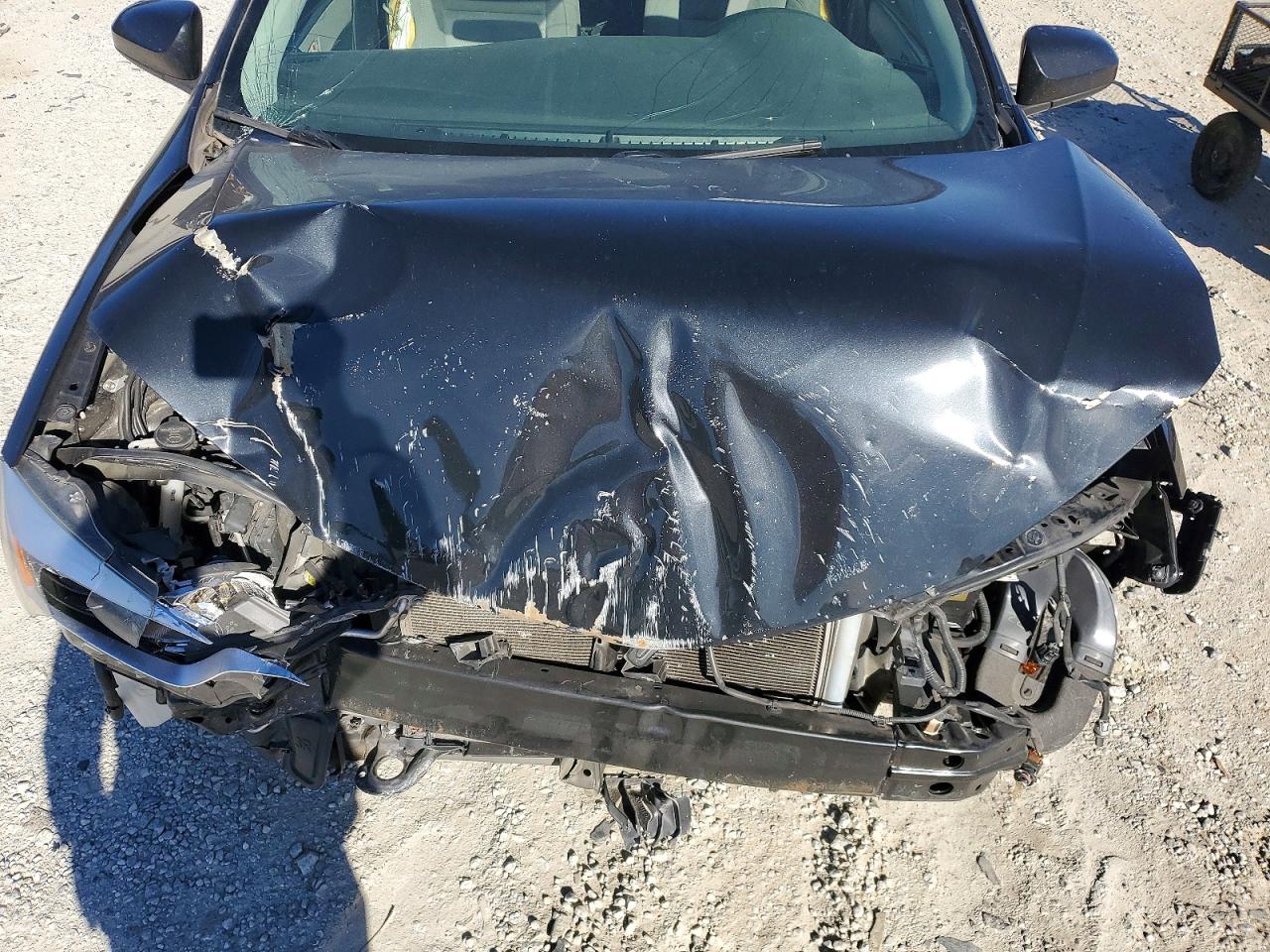 2015 TOYOTA COROLLA L photo 11