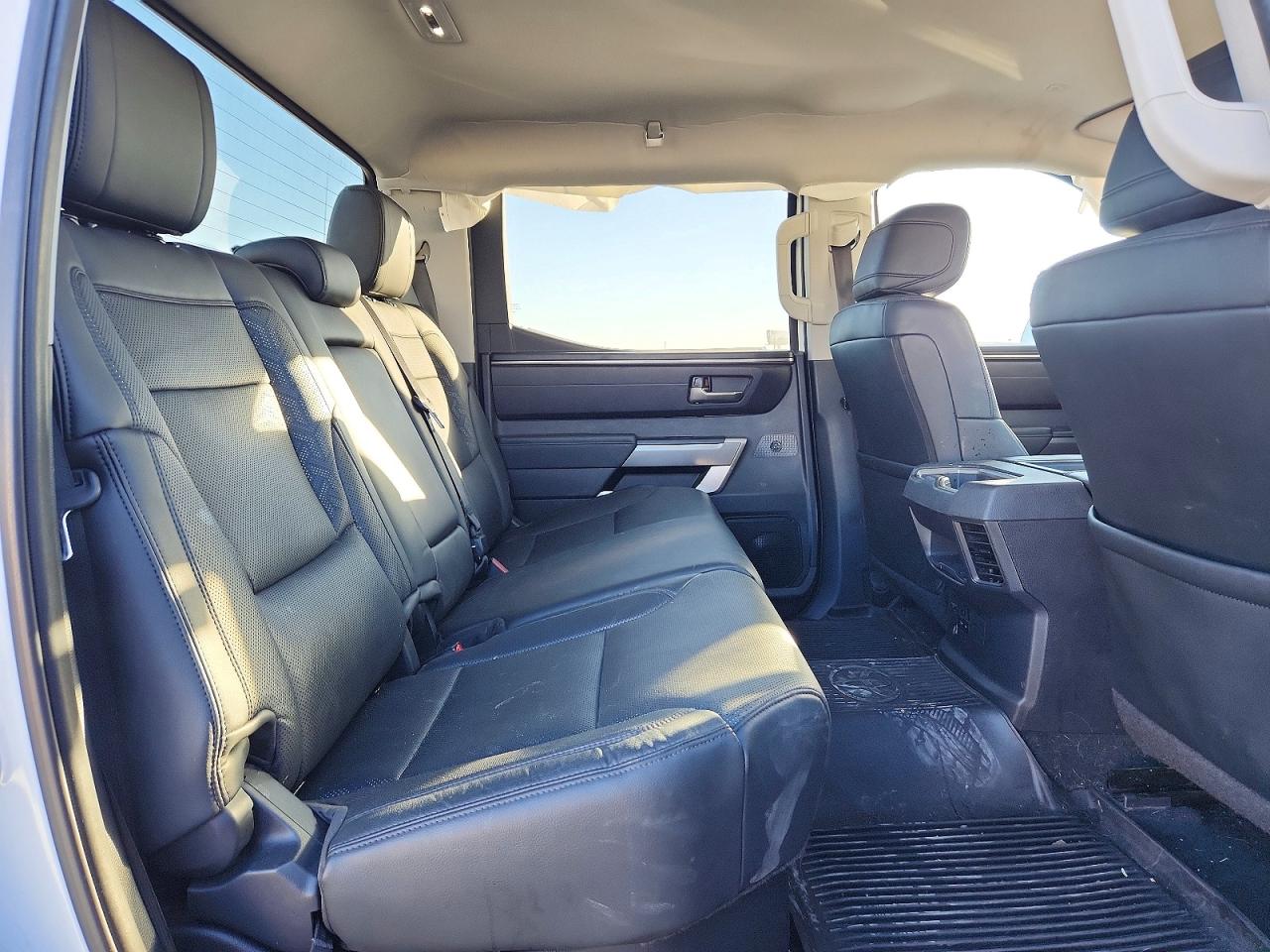 2024 TOYOTA TUNDRA CREWMAX SR photo 37