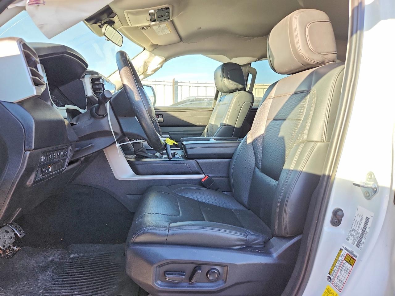 2024 TOYOTA TUNDRA CREWMAX SR photo 25