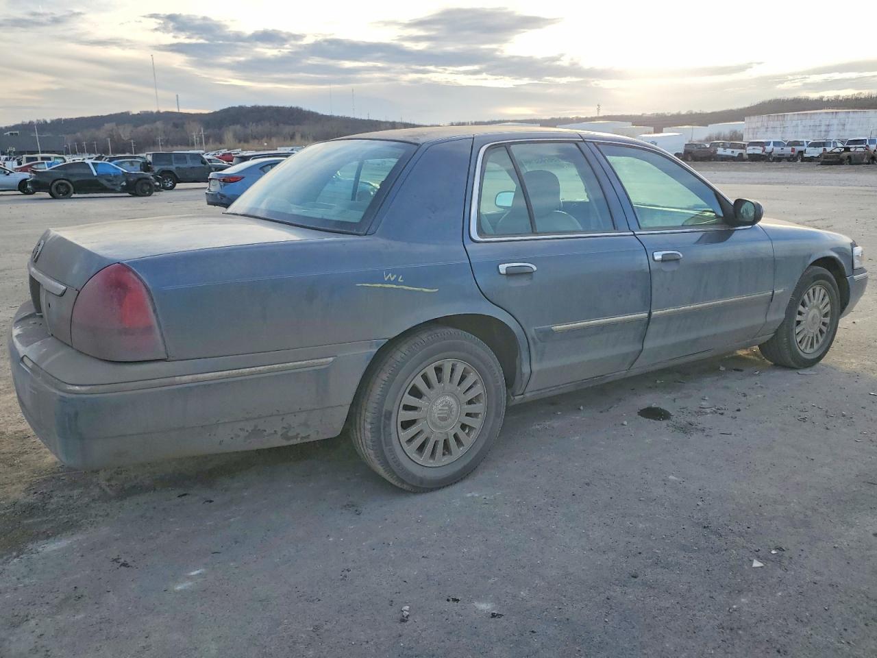 2008 MERCURY GRAND MARQUIS LS photo 3