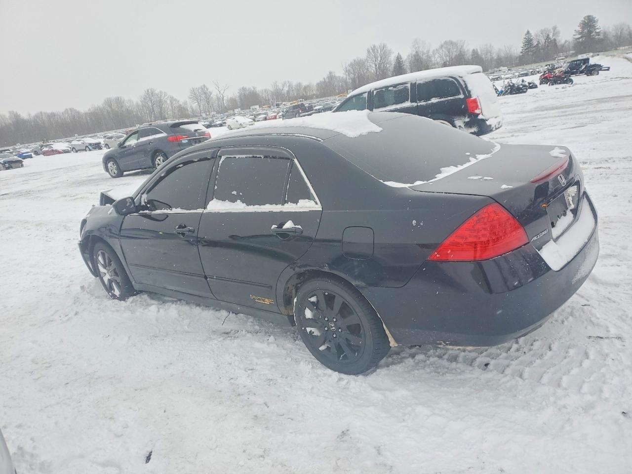 2007 HONDA ACCORD LX photo 2