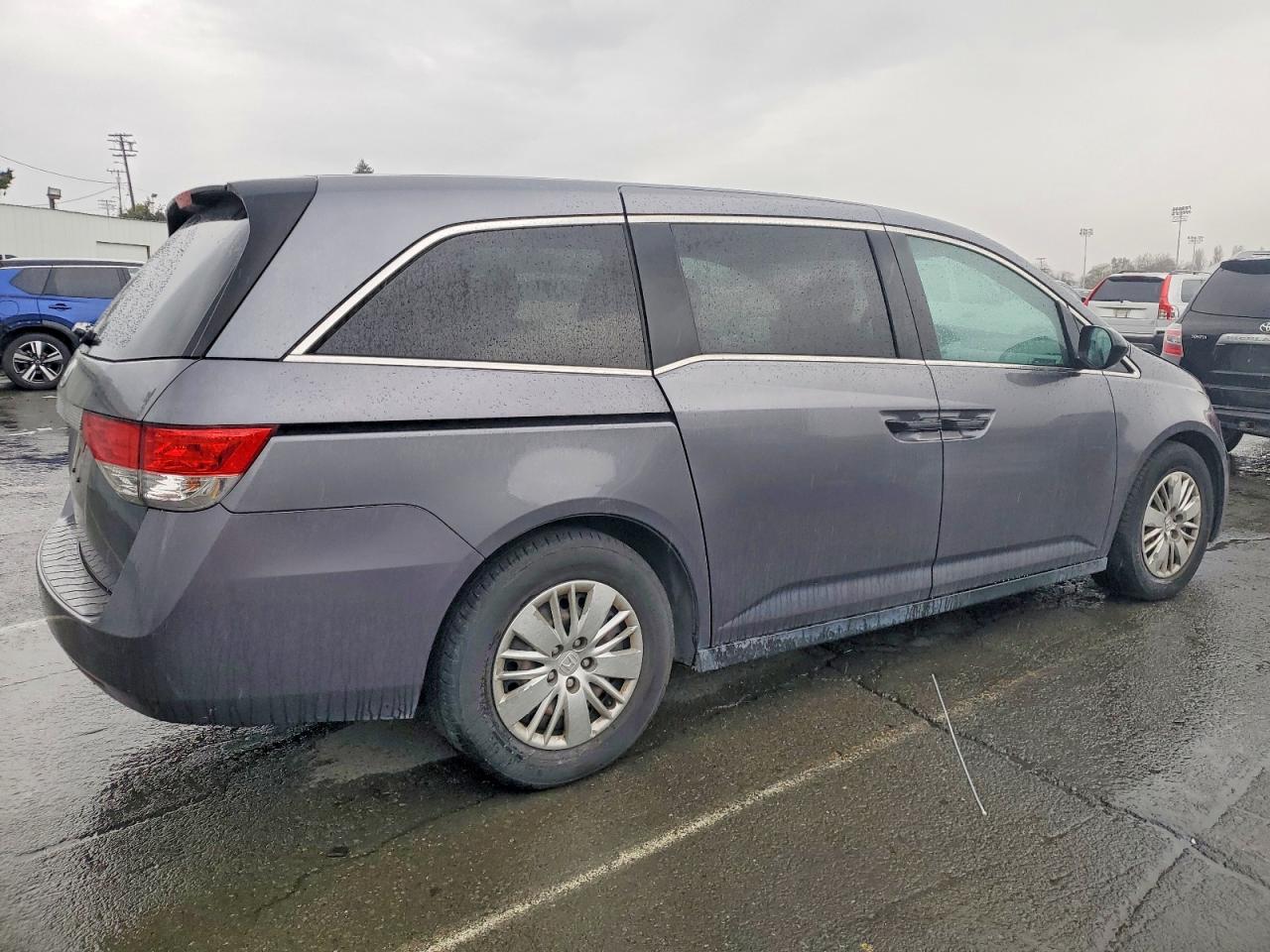 2016 HONDA ODYSSEY LX photo 3