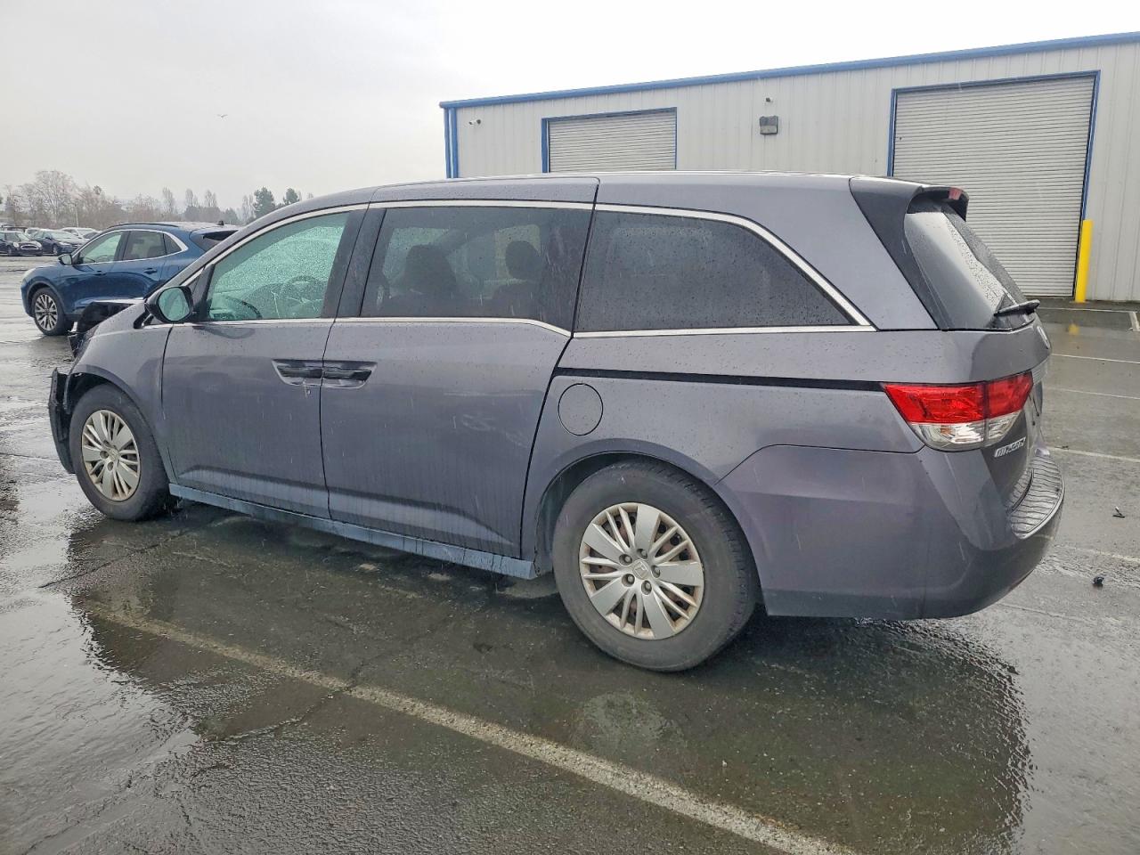 2016 HONDA ODYSSEY LX photo 2