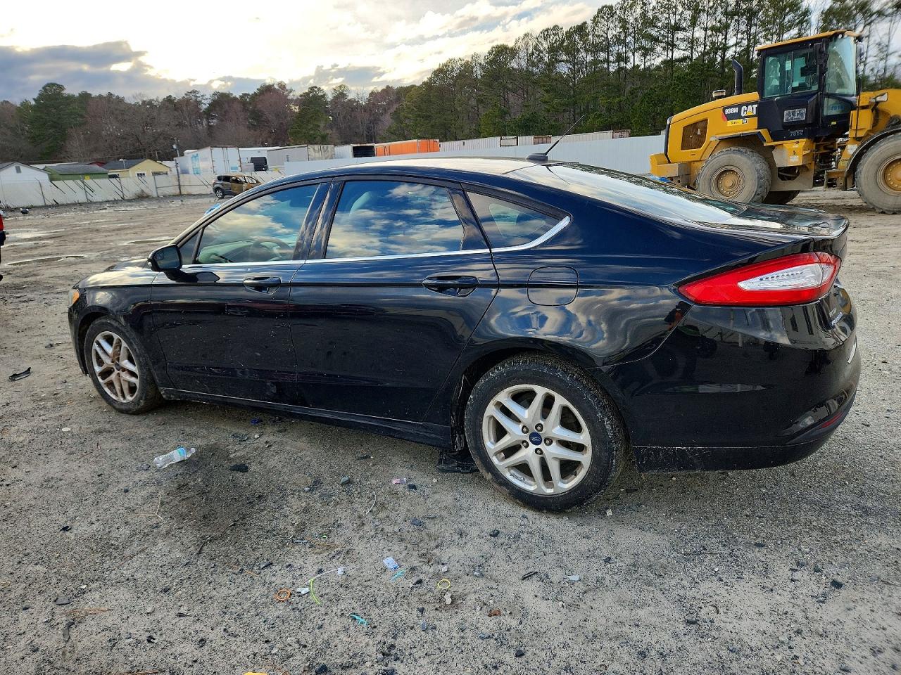 2016 FORD FUSION SE photo 2