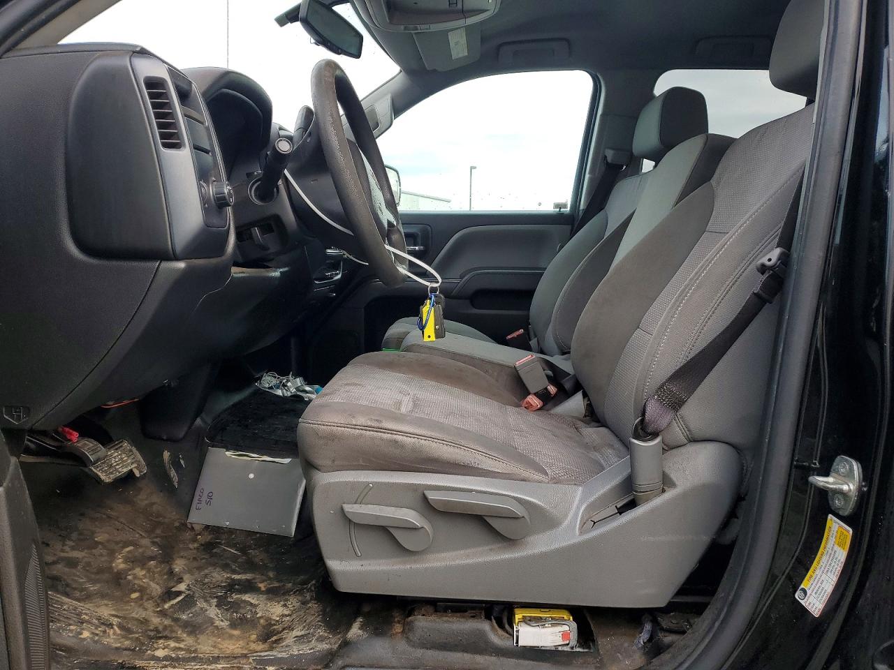 2017 CHEVROLET SILVERADO C1500 photo 7