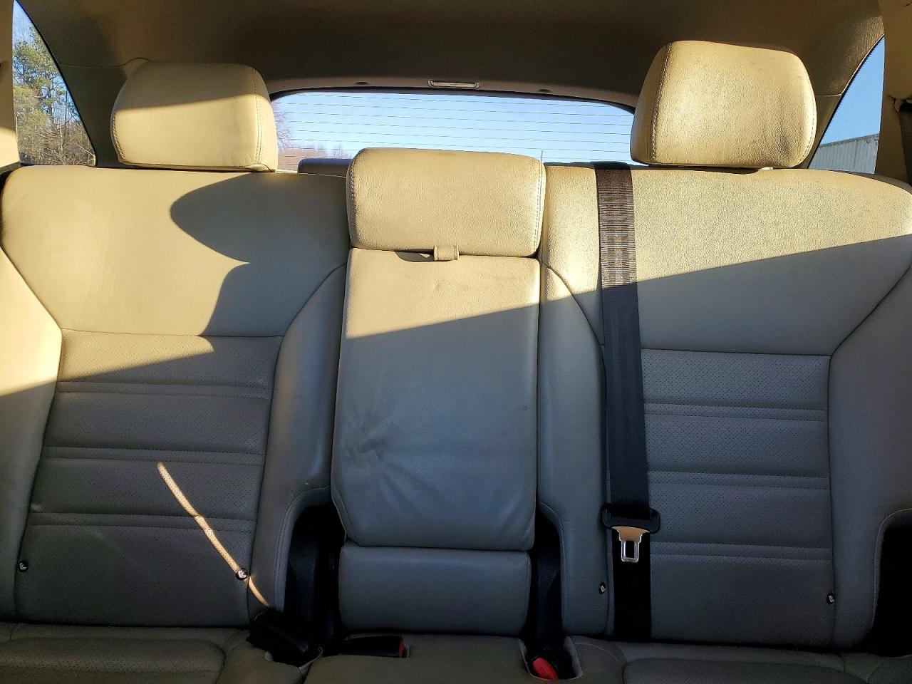 2017 KIA SORENTO LX photo 10
