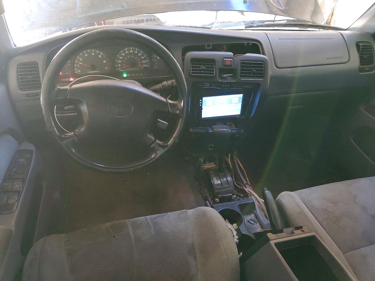 2000 TOYOTA 4RUNNER SR5 photo 8