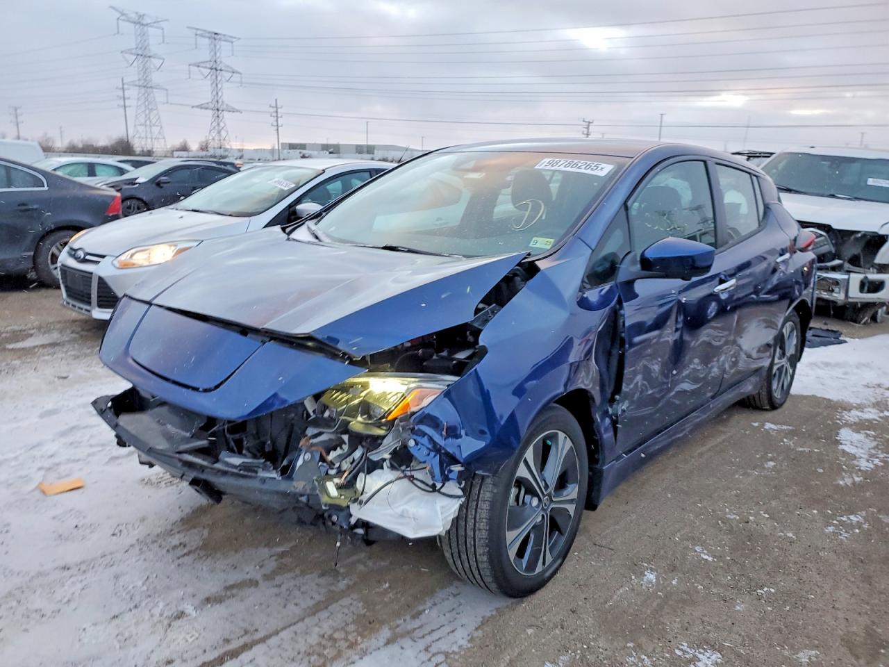 2024 NISSAN LEAF