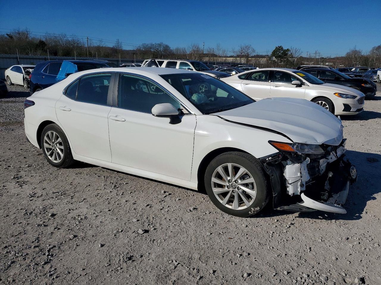 2024 TOYOTA CAMRY LE photo 4