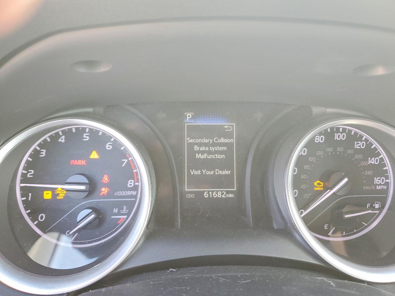2024 TOYOTA CAMRY LE photo 9