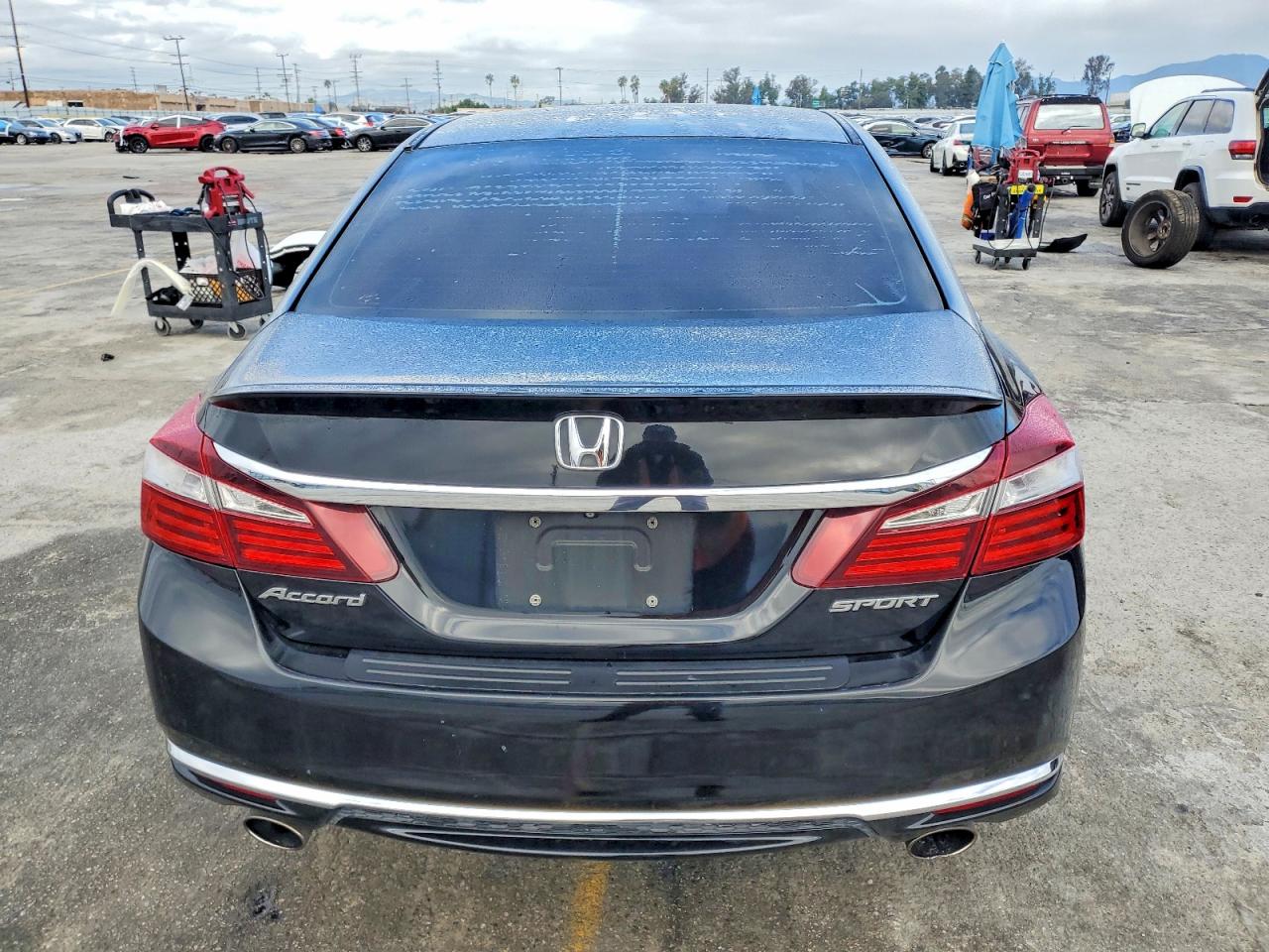 2017 HONDA ACCORD SPORT photo 6