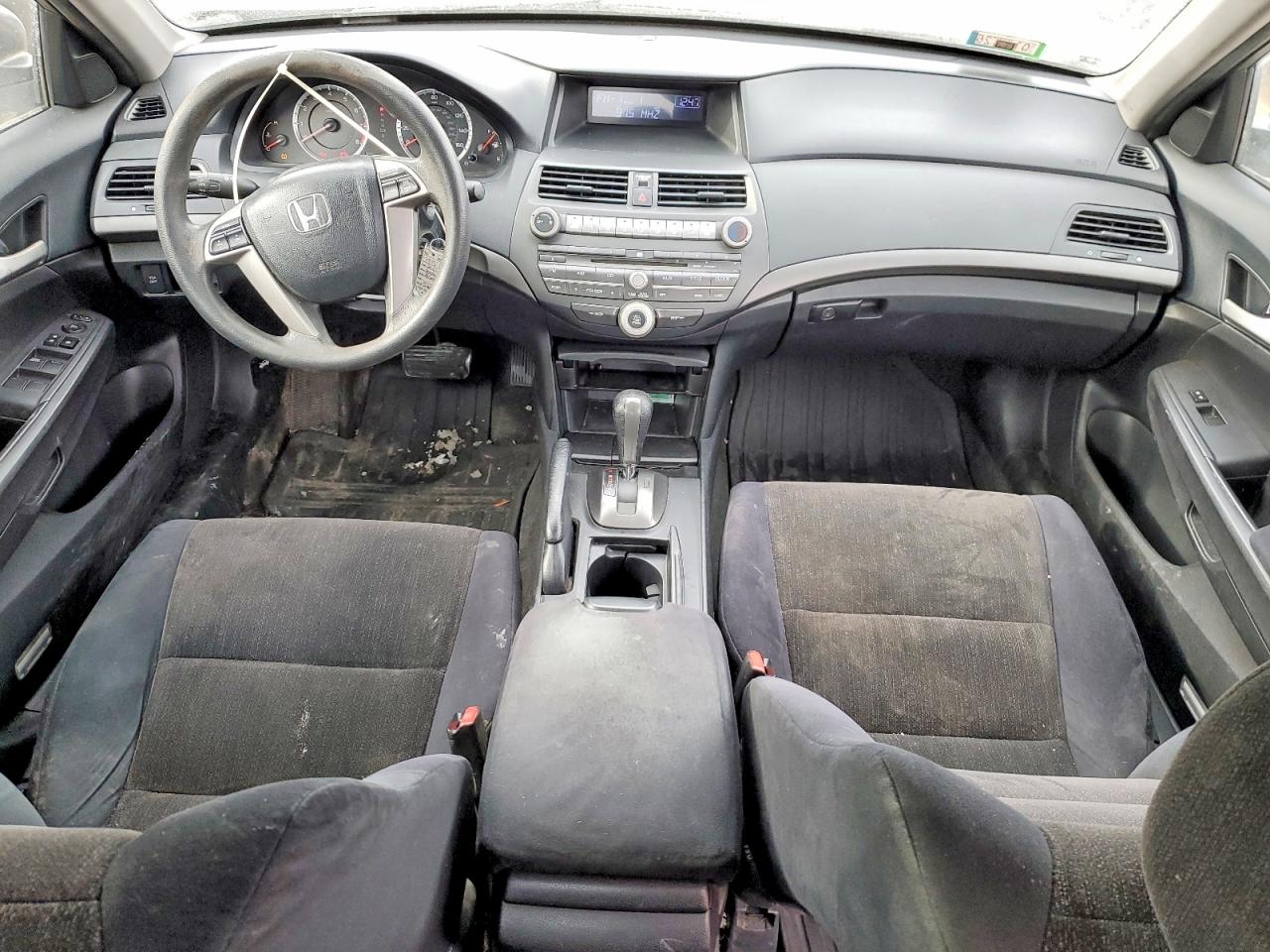 2010 HONDA ACCORD LX photo 8