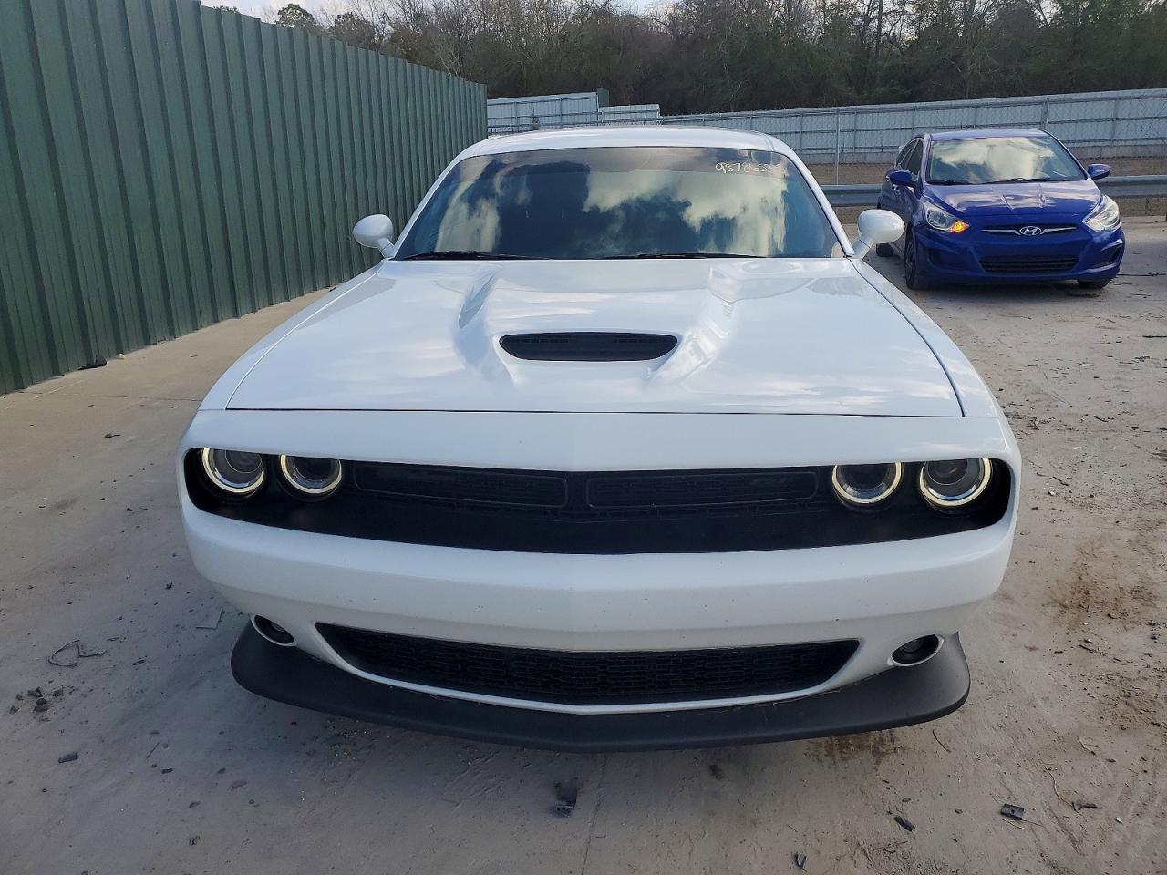 2022 DODGE CHALLENGER GT photo 5