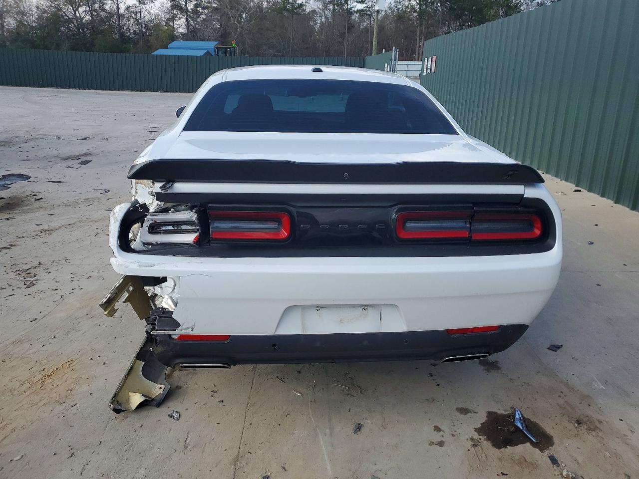 2022 DODGE CHALLENGER GT photo 6