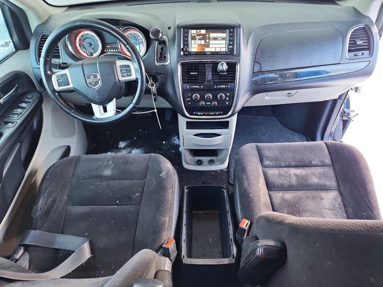 2015 DODGE GRAND CARAVAN SE photo 8