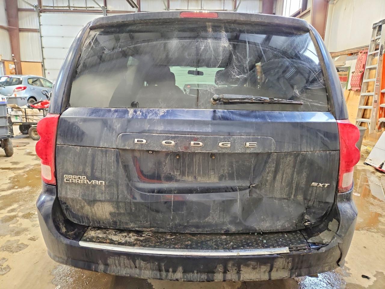 2015 DODGE GRAND CARAVAN SE photo 6