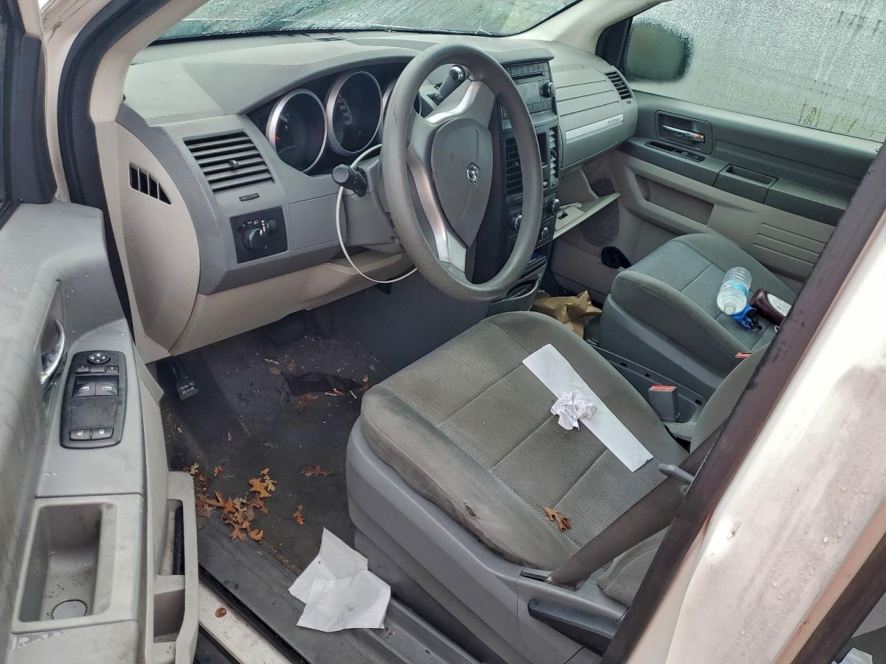 2008 DODGE GRAND CARAVAN SE photo 8
