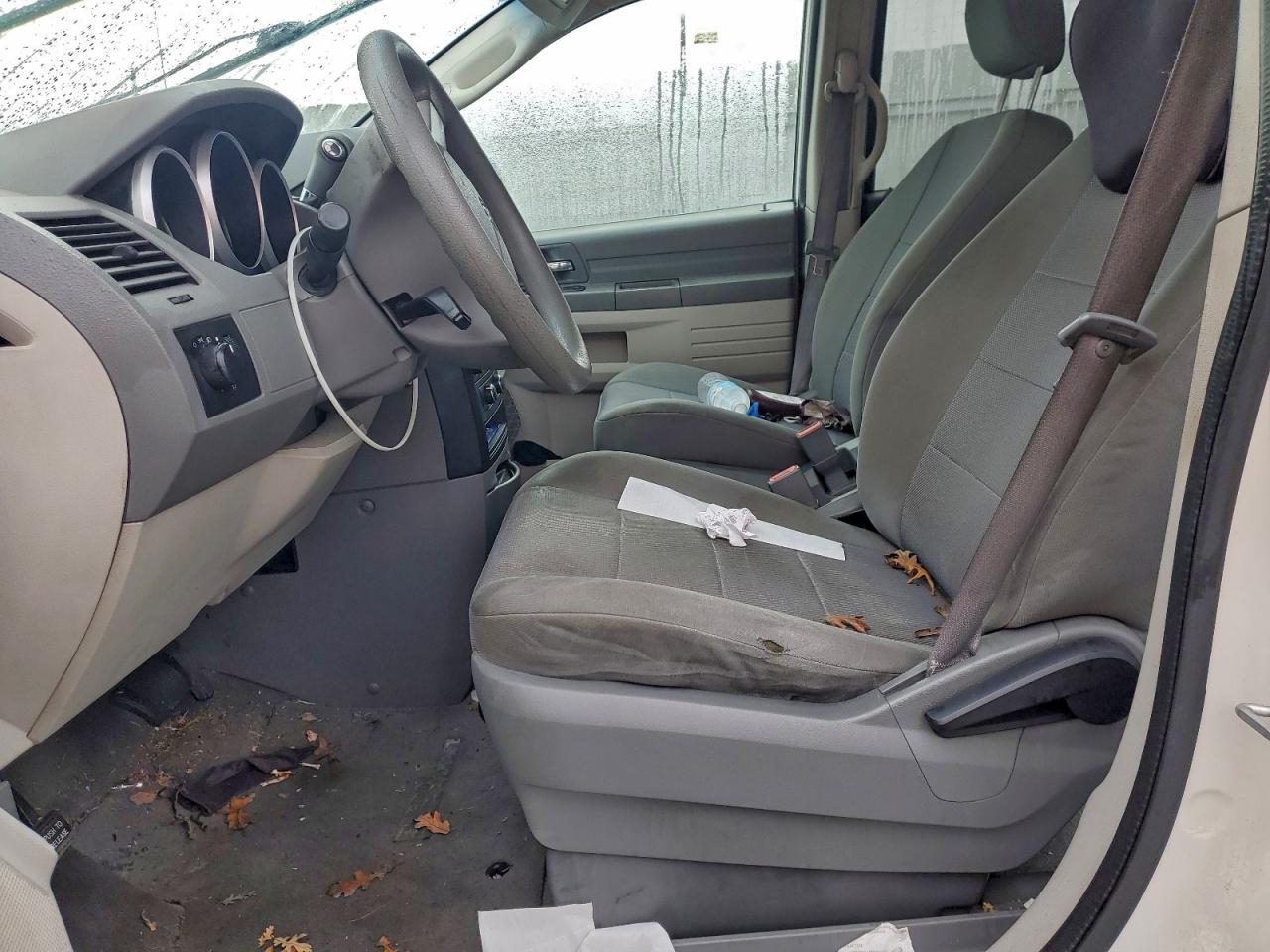 2008 DODGE GRAND CARAVAN SE photo 7