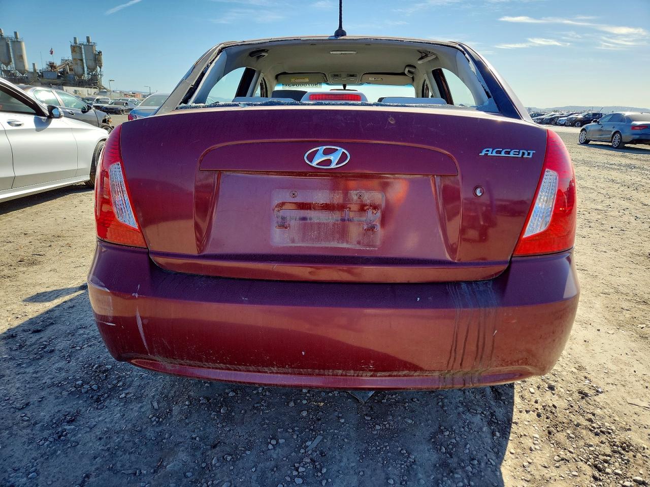 2010 HYUNDAI ACCENT GLS photo 6