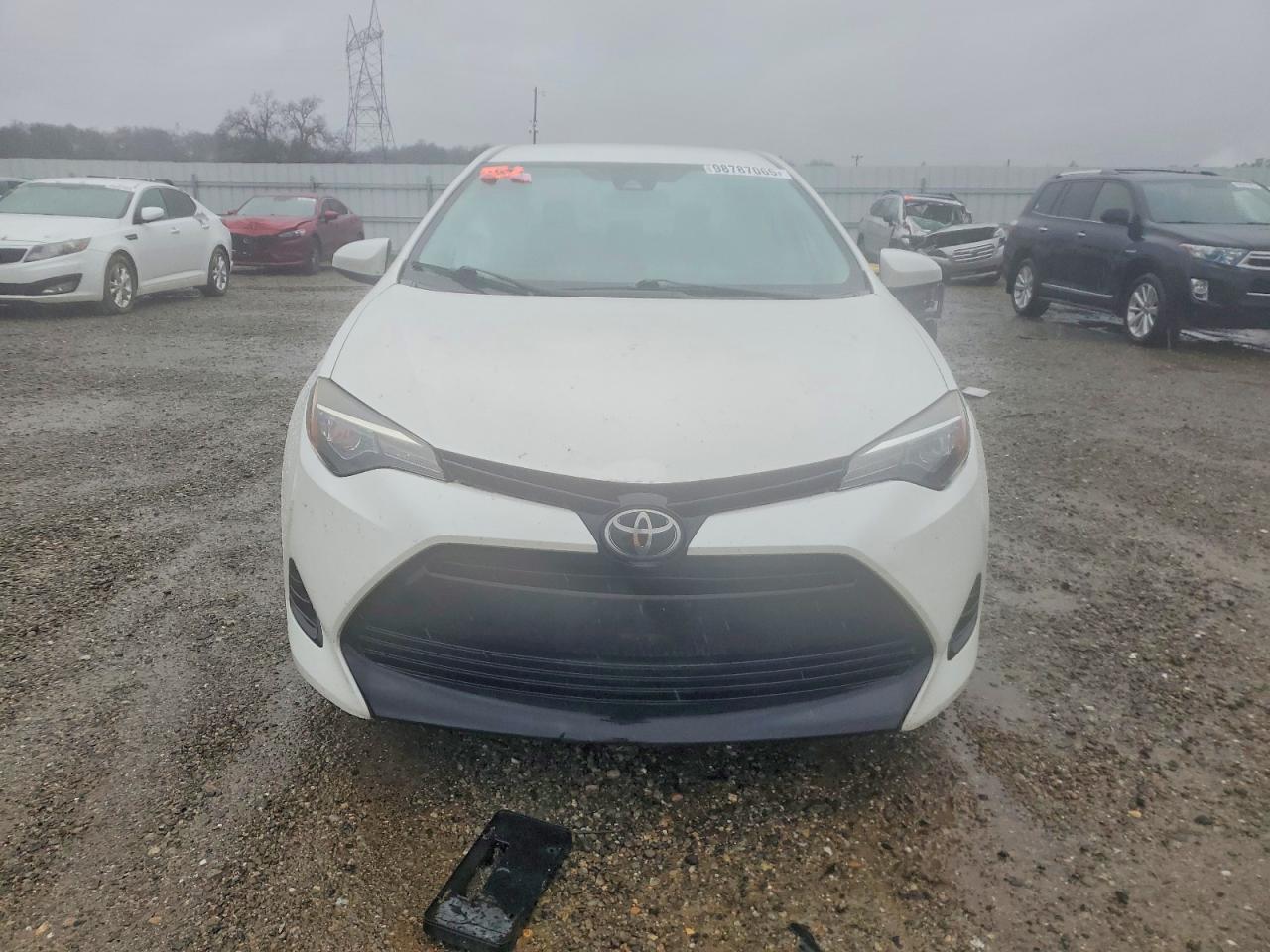 2018 TOYOTA COROLLA L photo 9