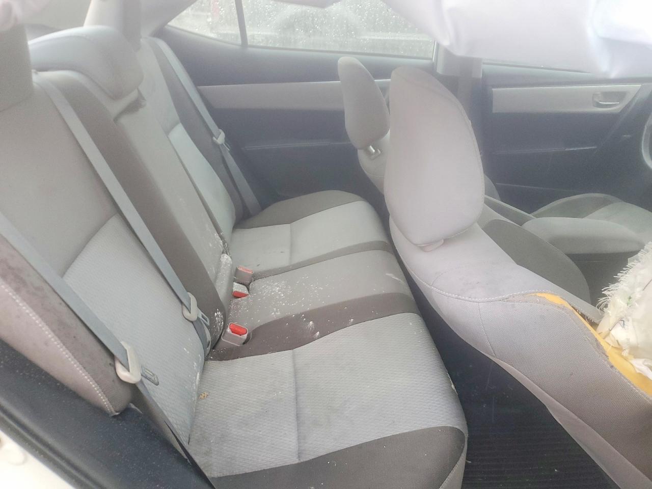 2018 TOYOTA COROLLA L photo 19