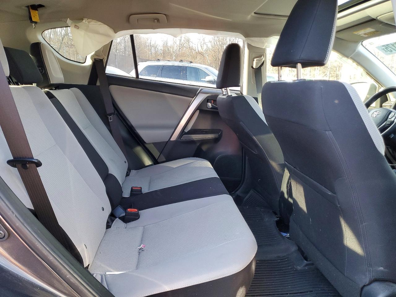 2018 TOYOTA RAV4 ADVENTURE photo 10