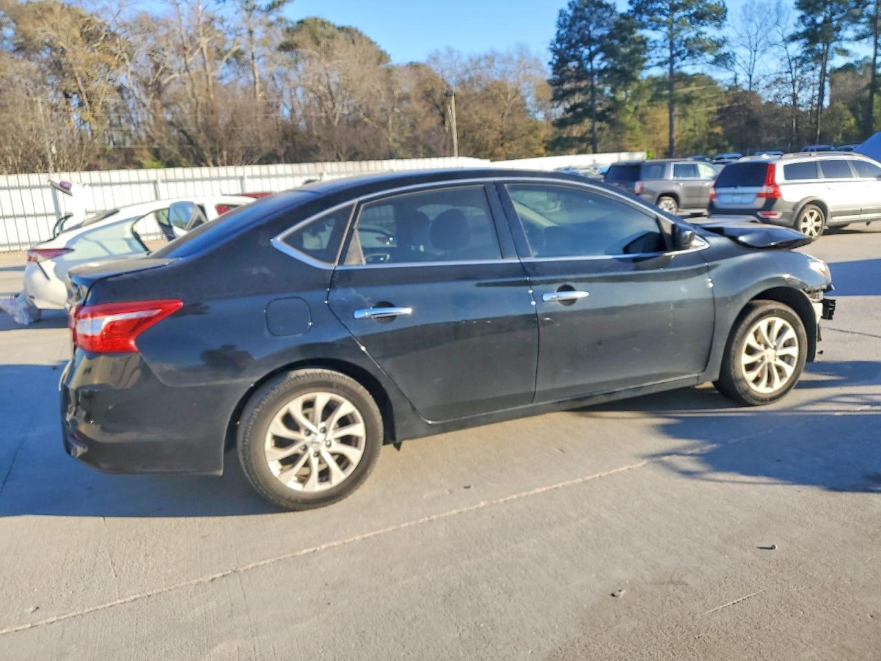 2019 NISSAN SENTRA S photo 3