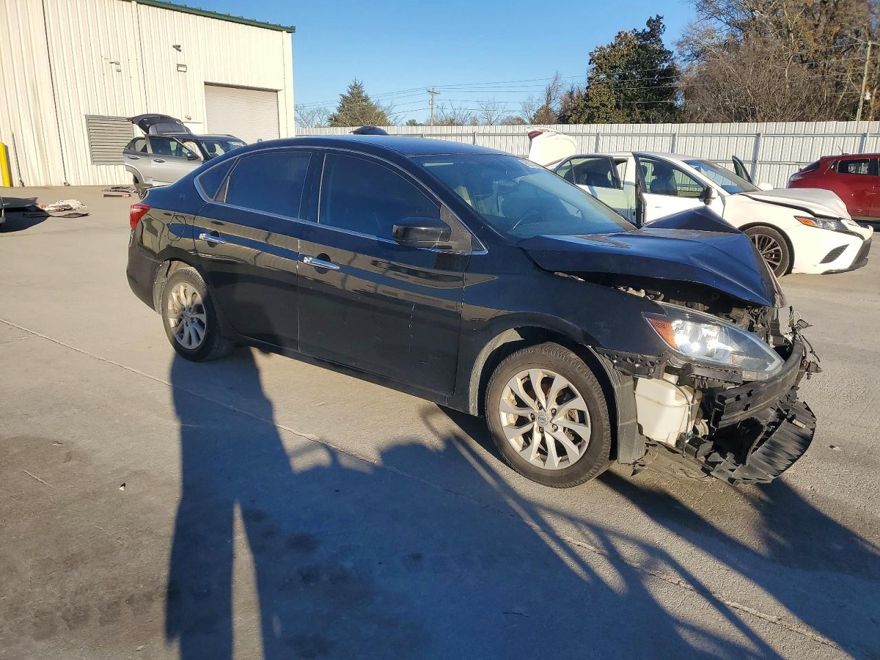 2019 NISSAN SENTRA S photo 4