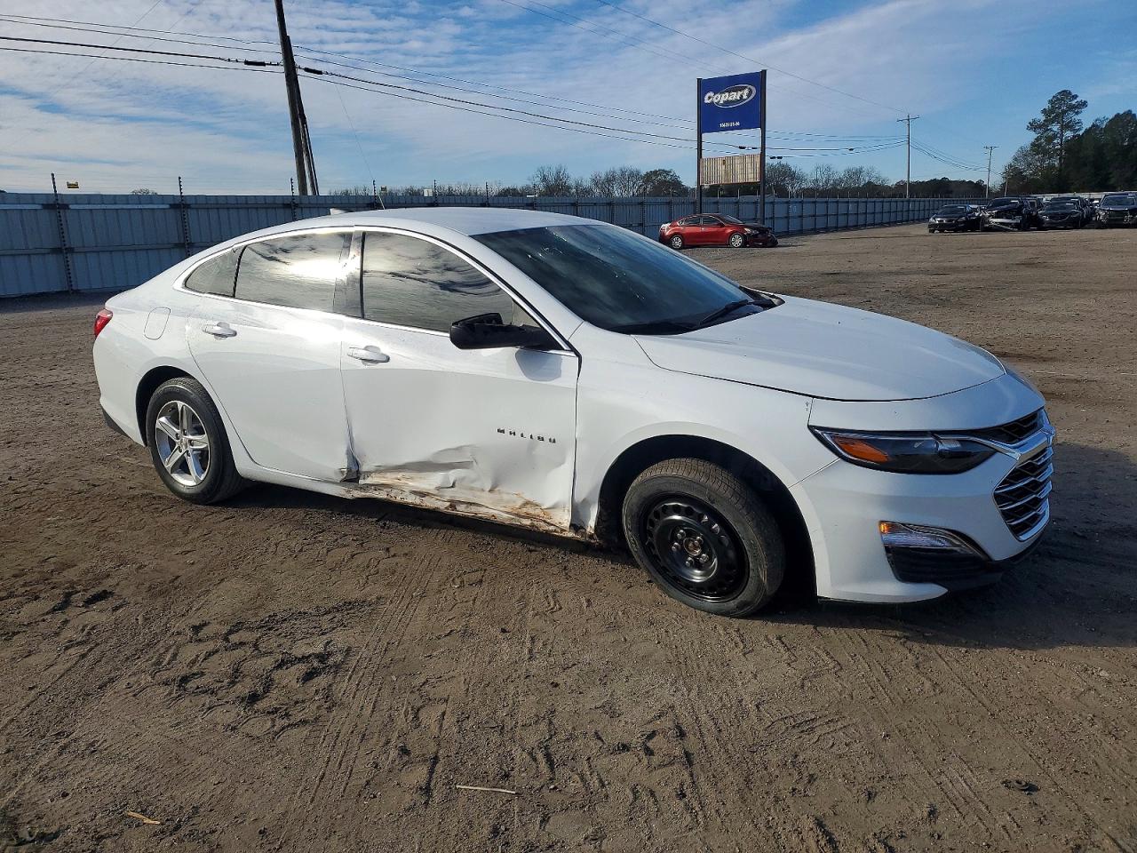2022 CHEVROLET MALIBU LS photo 4