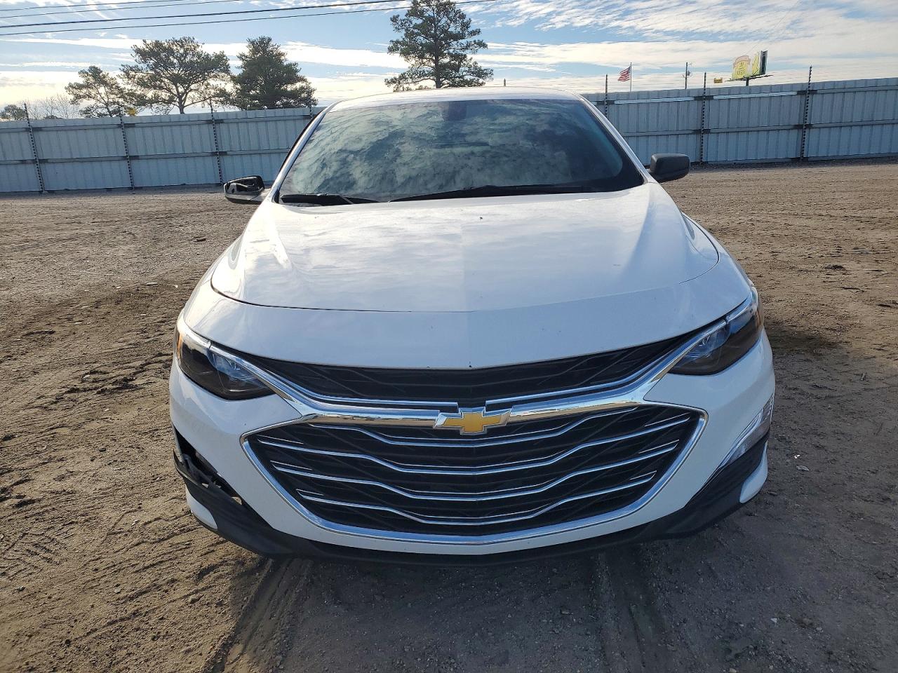 2022 CHEVROLET MALIBU LS photo 5