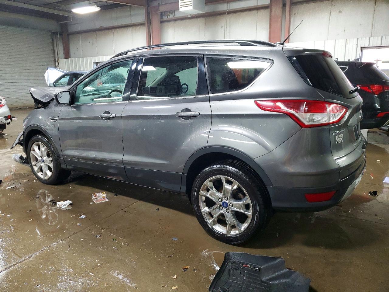 2014 FORD ESCAPE SE photo 2