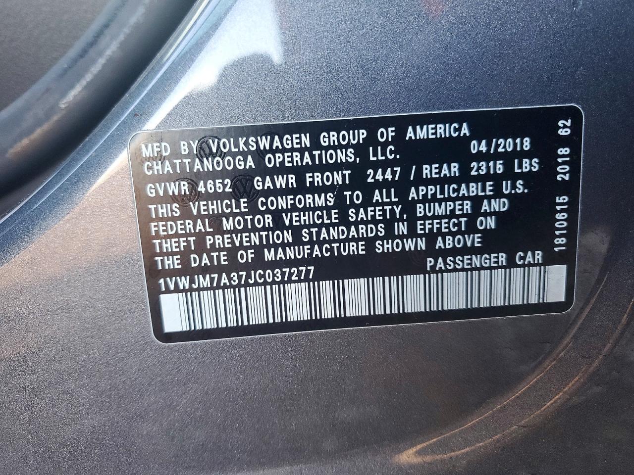 2018 VOLKSWAGEN PASSAT GT photo 13