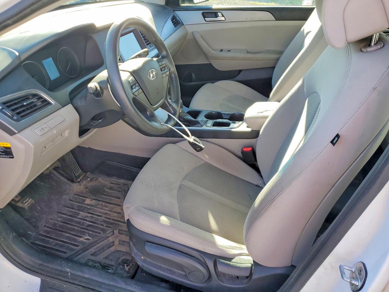 2016 HYUNDAI SONATA SE photo 7